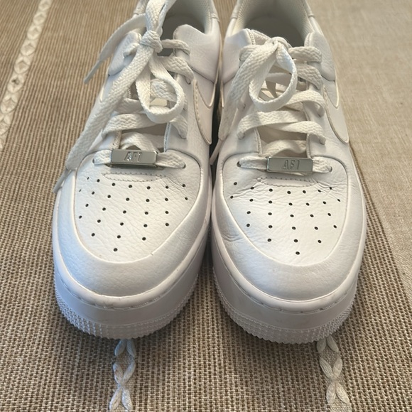 Women’s Nike Air Force 1 Sage Shoes - Picture 3 of 10